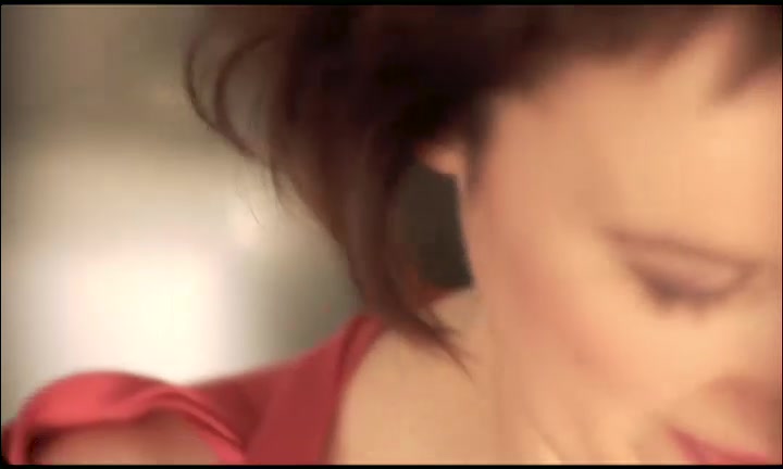 Anne Roumanoff · gros plan du générique